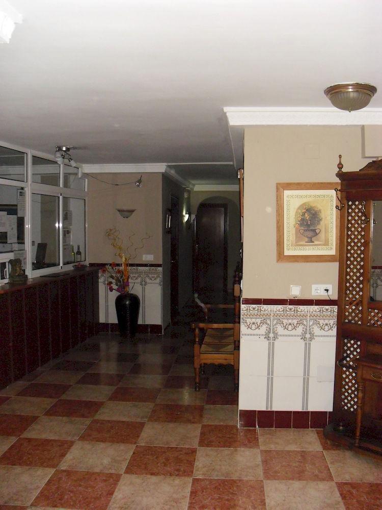 Virgen Del Rocio II Hotel ตอร์เรโมลิโนส ภายนอก รูปภาพ