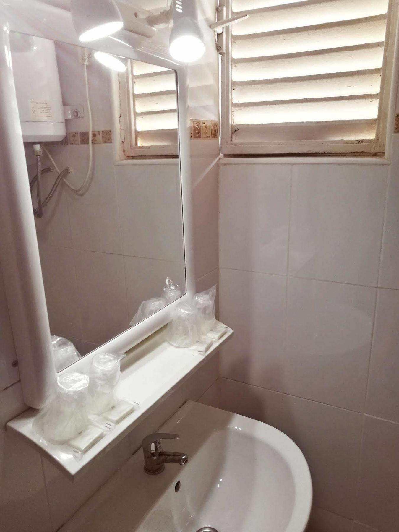 Virgen Del Rocio II Hotel ตอร์เรโมลิโนส ภายนอก รูปภาพ