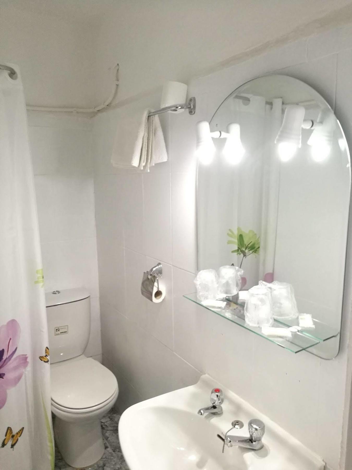 Virgen Del Rocio II Hotel ตอร์เรโมลิโนส ภายนอก รูปภาพ