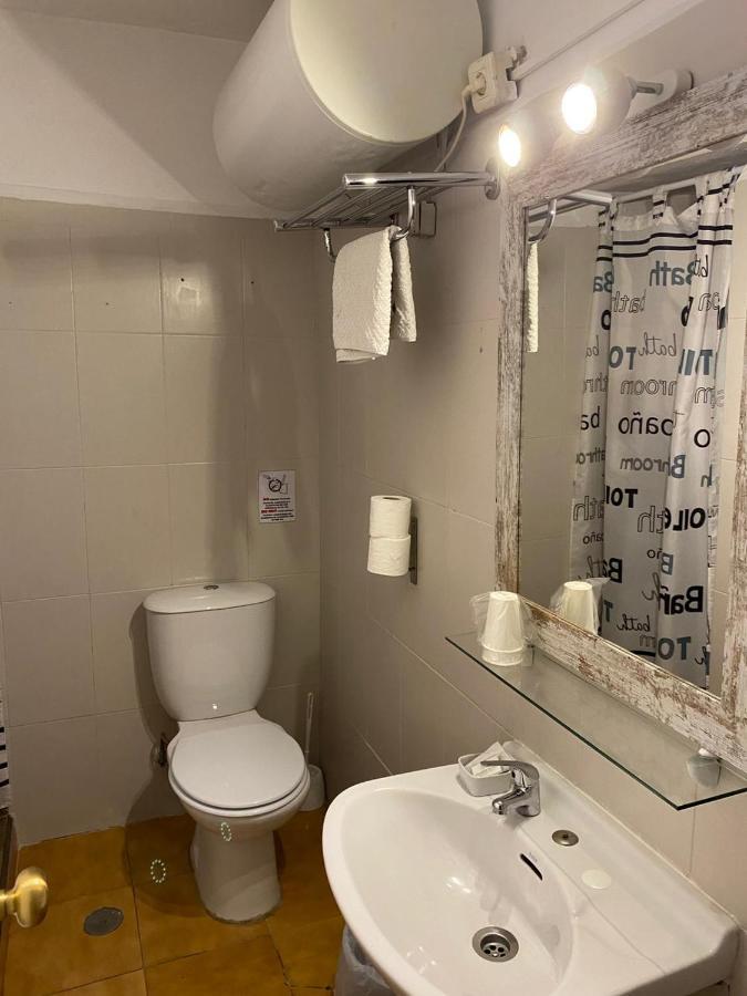 Virgen Del Rocio II Hotel ตอร์เรโมลิโนส ภายนอก รูปภาพ